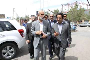بازدیدوزیرجهادکشاورزی ودکترخلج رئیس سازمان دامپزشکی کشوردرسفرریاست جمهوری به استان سمنان ازشرکت رویا
