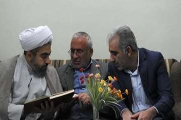 دیداردکتر سعیدی مدیرکل محترم دامپزشکی استان سمنان به اتفاق هیئت همراه از خانواده معظم شهید دانشگر به