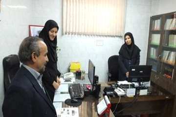 بازدیددکترخبازاستاندارسمنان  از محل کارپرسنل اداره کل 14/7/95