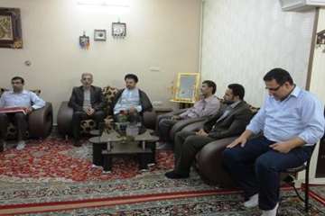 ملاقات مدیر کل و کارکنان دامپزشکی با خانواده معظم شهدا