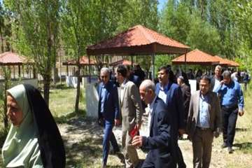 شرکت دکترسعیدی درمراسم جشنواره شیر وفرآورده های لبنی 28تیر 96رسم رودبار پروربا حضوراستاندارومسئولین 