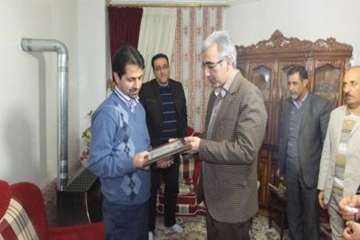 دیداردکترسعیدی مدیرکل محترم دامپزشکی استان سمنان ازخانواده معظم شهیدخالقیان به مناسبت ایام ا..دهه فج