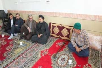 دیدارمدیرکل دامپزشکی استان سمنان  به اتفاق هیئت همراه ازخانواده بازنشسته موسوی شاهرود 10/8/95
