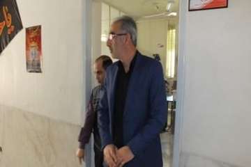 دیداردکتر سعیدی مدیرکل محترم دامپزشکی استان با پرسنل اداره دامپزشکی شهرستان سمنان 27آبان 96