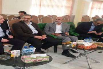 بازدیدوزیرجهادکشاورزی ودکترخلج رئیس سازمان دامپزشکی کشوردرسفرریاست جمهوری به استان سمنان ازشرکت تولی