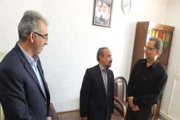 بازدیددکترخبازاستاندارسمنان  از محل کارپرسنل اداره کل 14/7/95