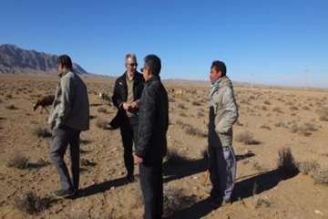 بازدید دکتر سعیدی مدیرکل محترم دامپزشکی از مناطق محروم شرق استان سمنان (روستای صالح آباد)