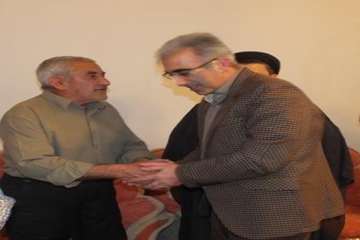 دیداردکترسعیدی مدیرکل محترم دامپزشکی استان سمنان ازخانواده معظم شهیدحسین پارسا به مناسبت ایام ا..دهه