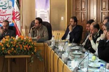 جلسه ستاد کنترل وپیشگیری ازآنفولانزای فوق هادپرندگان باحضوراستاندارسمنان ودکترتهرانی مدیرکل دفتربهدا
