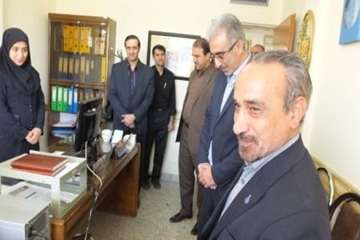 بازدیددکترخبازاستاندارسمنان  از محل کارپرسنل اداره کل 14/7/95