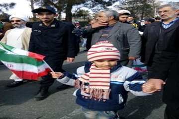 حضورپرسنل اداره کل دامپزشکی استان سمنان دراهپیمایی 22بهمن 94همراه باگلواژه ها