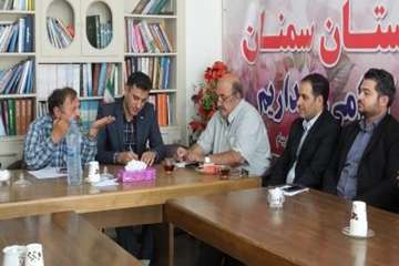 حضور دکتر حسینی مدیرکل محترم دامپزشکی استان سمنان در دفتر روزنامه پیام وتبریک روز خبر نگار وپاسخ به 