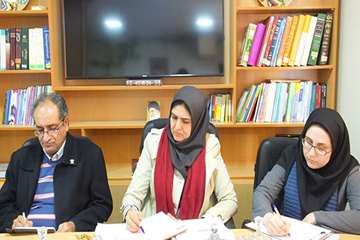 جلسه کمسیون دارویی اداره کل دامپزشکی استان سمنان 27آذر 98