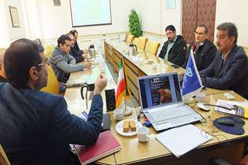 جلسه بررسی بیماریهای طیور در منطقه سمنان و سرخه 3 دی ماه98