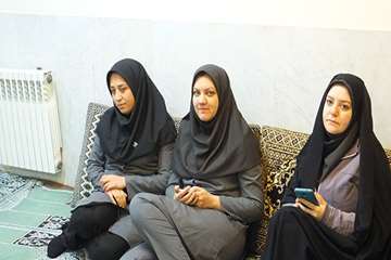 برگزاری حلقه صالحین به مناسبت بزرگداشت 9 دی ماه