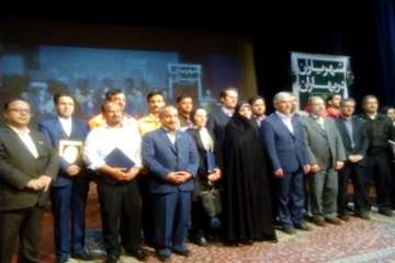 حضور پرسنل اداره کل دامپزشکی استان درهمایش شهریاران دربهاران 21اسفند 95