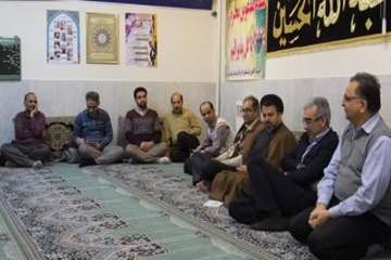 جلسه حلقه صالحین برادران بسیج پایگاه ذوالفقاراداره کل دامپزشکی استان سمنان همراه با نمازجمعه 6/11/94