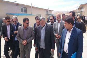 بازدیدوزیرجهادکشاورزی ودکترخلج رئیس سازمان دامپزشکی کشوردرسفرریاست جمهوری به استان سمنان ازشرکت مزرع