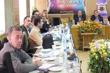 جلسه ستاداستانی کنترل وپیشگیری آنفلوانزای فوق حاد پرندگان به ریاست دکتر خباز استاندارسمنان دراستاندا