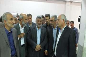 بازدید وزیر جهادکشاورزی واستاندارسمنان ورئیس سازمان دامپزشگی کشورازکشتارگاه طیورپرسپیدشهرستان گرمسار