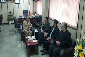 دیدار دکتر حسینی مدیرکل محترم دامپزشکی استان سمنان به اتفاق هیئت همراه با معاون استاندار وفرماندار و