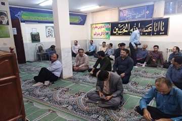 برگزاری آزمون آیه های برگزیده قرآن مجید دراداره کل دامپزشکی استان سمنان 5شهریور 98