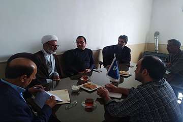بازدید مسئول دفتر نمایندگی ولی فقیه و دبیر اقامه نماز اداره کل دامپزشکی استان سمنان از اداره دامپزشک