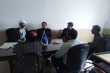 بازدید مسئول دفتر نمایندگی ولی فقیه و دبیر اقامه نماز اداره کل دامپزشکی استان سمنان از اداره دامپزشک