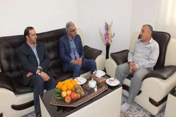 دیدار مدیرکل دامپزشکی استان و هیئت همراه با جانباز آقای پرویز شاهی به مناسبت ولادت حضرت ابوالفضل(ع) 