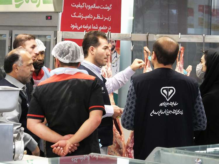 معدوم سازی قریب به 5 تن انواع فرآورده خام دامی نتیجه نظارت بهداشتی دامپزشکی استان سمنان